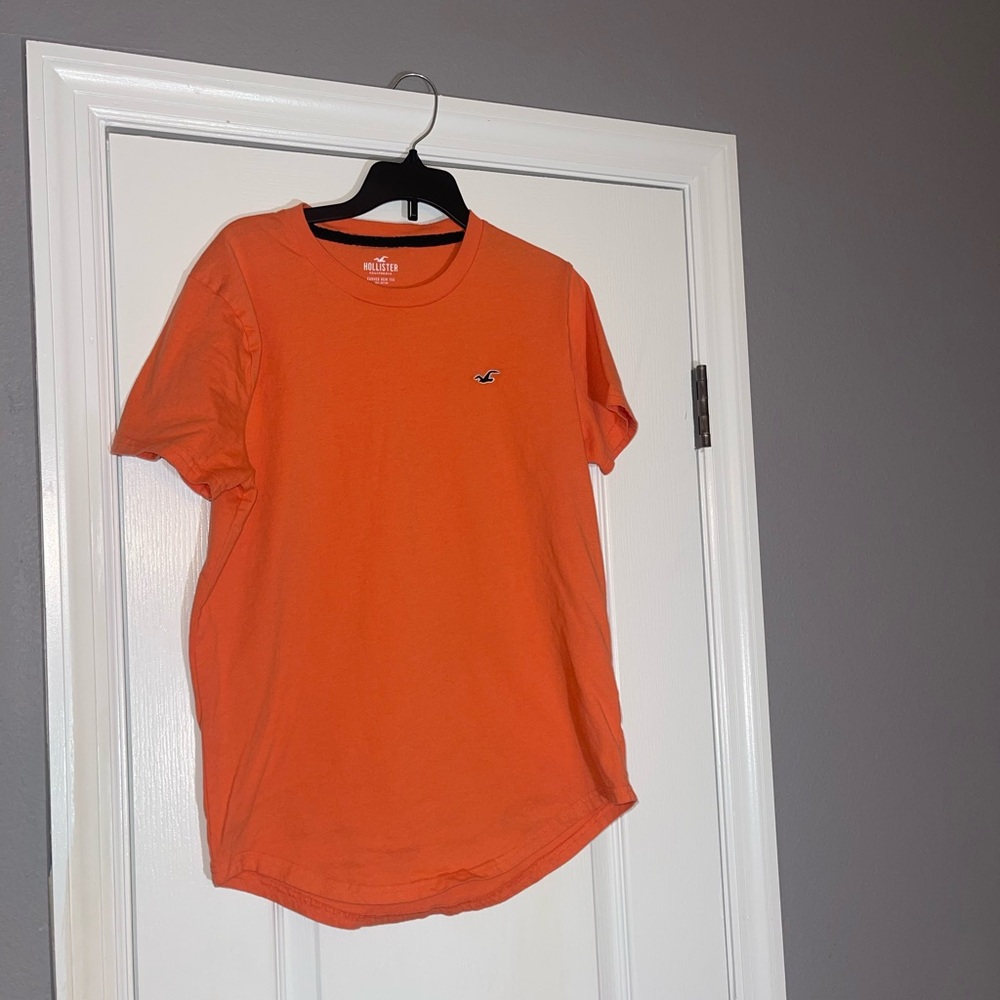 Hollister Orange Short Sleeve Tee Casual Fit
